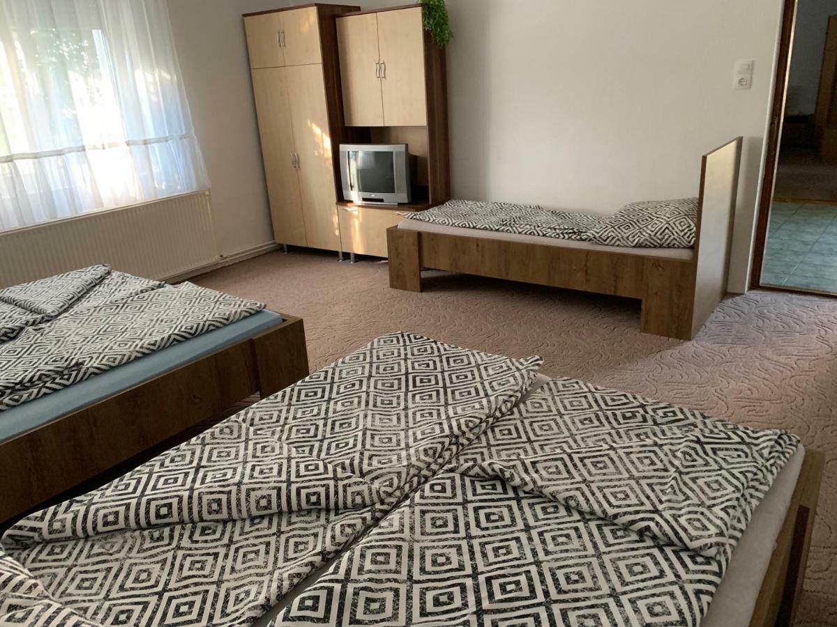 Viktor Apartmanhaz زاماردي المظهر الخارجي الصورة